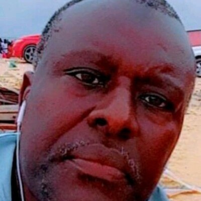 <span class="user_name">Moustapha Ndir</span><img data-bs-toggle="tooltip" title="Vérifié" src="https://coalitionjubjubaljubanti.com/application/modules/User/externals/images/verify-icon.png" alt="" class="verified_icon" width="14px">