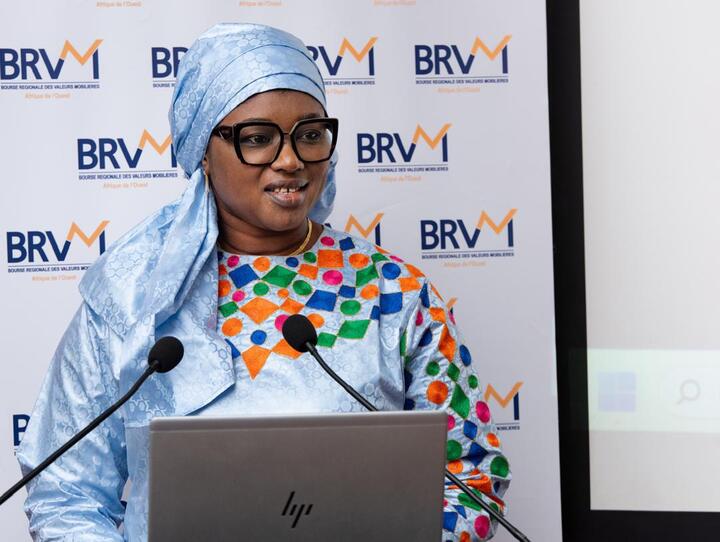 <span class="user_name">Amy Mara  DIEYE</span><img data-bs-toggle="tooltip" title="Vérifié" src="https://coalitionjubjubaljubanti.com/application/modules/User/externals/images/verify-icon.png" alt="" class="verified_icon" width="14px">
