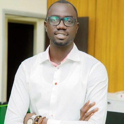 <span class="user_name">Ndiappaly Madior FALL</span><img data-bs-toggle="tooltip" title="Vérifié" src="https://coalitionjubjubaljubanti.com/application/modules/User/externals/images/verify-icon.png" alt="" class="verified_icon" width="14px">