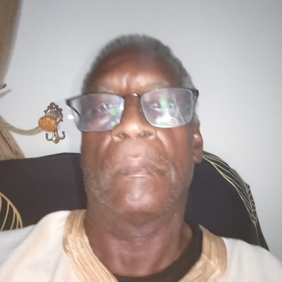 <span class="user_name">Seydou Sall</span><img data-bs-toggle="tooltip" title="Vérifié" src="https://coalitionjubjubaljubanti.com/application/modules/User/externals/images/verify-icon.png" alt="" class="verified_icon" width="14px">