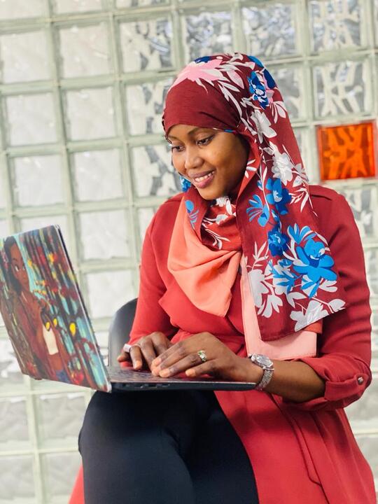<span class="user_name">Fatou Diagne</span><img data-bs-toggle="tooltip" title="Vérifié" src="https://coalitionjubjubaljubanti.com/application/modules/User/externals/images/verify-icon.png" alt="" class="verified_icon" width="14px">