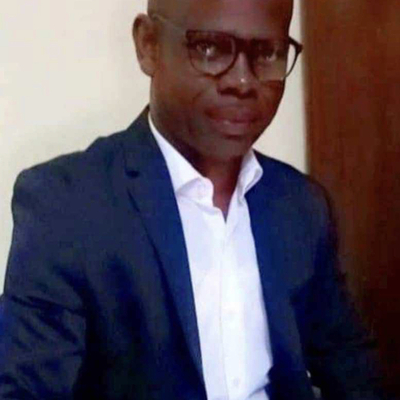 <span class="user_name">Alioune Badara  Diallo</span><img data-bs-toggle="tooltip" title="Vérifié" src="https://coalitionjubjubaljubanti.com/application/modules/User/externals/images/verify-icon.png" alt="" class="verified_icon" width="14px">