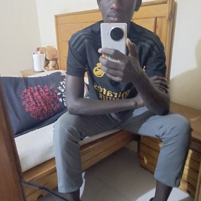 <span class="user_name">Cheikh mbacké Dieng </span><img data-bs-toggle="tooltip" title="Vérifié" src="https://coalitionjubjubaljubanti.com/application/modules/User/externals/images/verify-icon.png" alt="" class="verified_icon" width="14px">