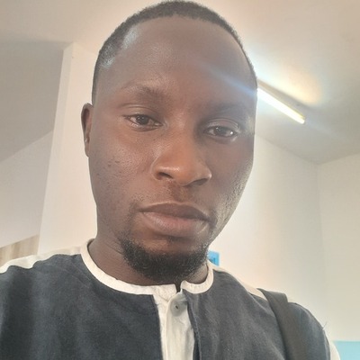 <span class="user_name">Cheikh Coulibaly</span><img data-bs-toggle="tooltip" title="Vérifié" src="https://coalitionjubjubaljubanti.com/application/modules/User/externals/images/verify-icon.png" alt="" class="verified_icon" width="14px">