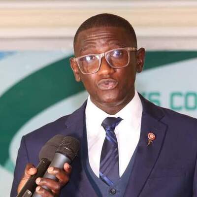 <span class="user_name">Souleymane Jules  DIOP</span><img data-bs-toggle="tooltip" title="Vérifié" src="https://coalitionjubjubaljubanti.com/application/modules/User/externals/images/verify-icon.png" alt="" class="verified_icon" width="14px">