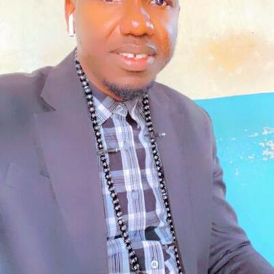 <span class="user_name">Abdoulaye Faye</span><img data-bs-toggle="tooltip" title="Vérifié" src="https://coalitionjubjubaljubanti.com/application/modules/User/externals/images/verify-icon.png" alt="" class="verified_icon" width="14px">